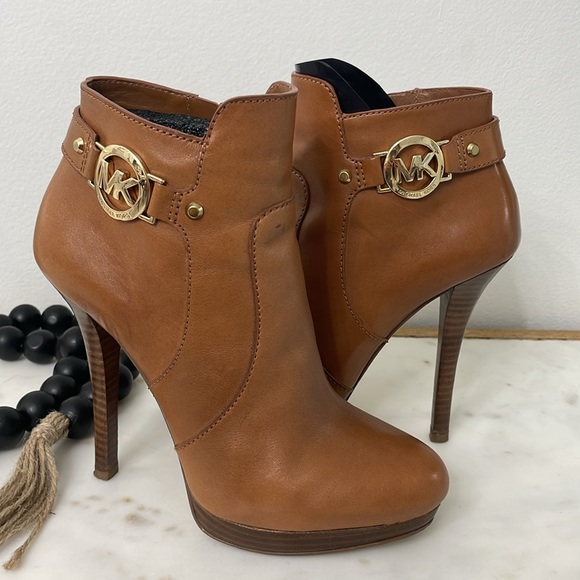 Michael Kors Cognac Leather Platform Heeled Ankle Boots Booties Women’s Size 7 M - Picture 2 of 10